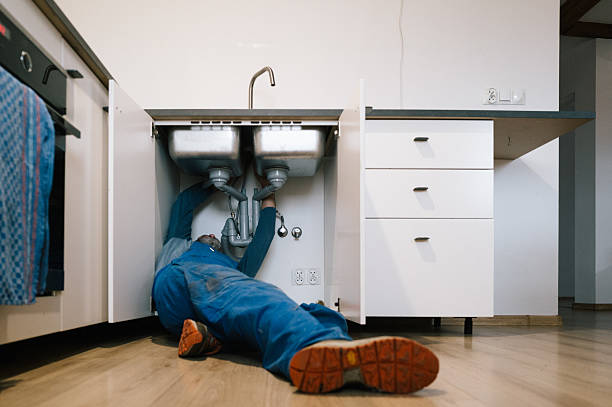 Professional Leak Detection technician working in Central City, NE